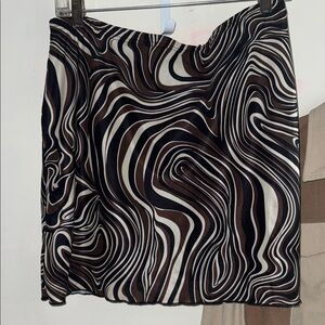 Stylish Black and White Swirl Skirt